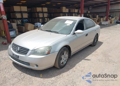 2005 Nissan Altima 2.5 S from USA, damaged, VIN 1N4AL11D85C377724